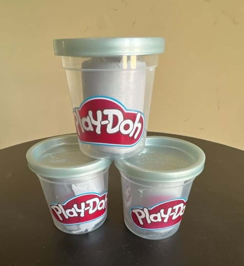 Play-Doh Metallic and Confetti Compound Containers